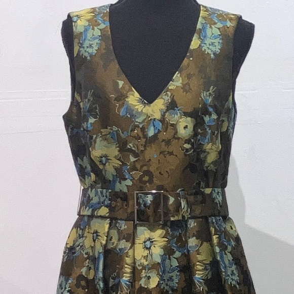 Karen Mullen green and blue floral dress - Picture 15 of 15